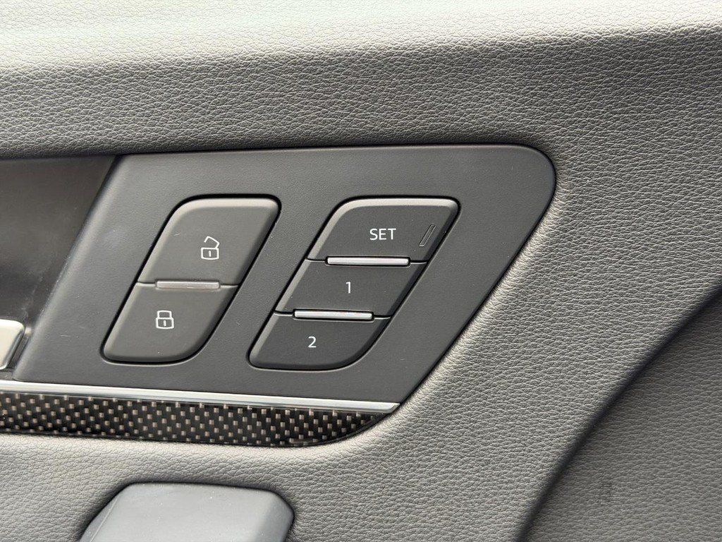 Used 2023 Audi SQ5 Premium Plus w/ Premium Plus Package AWD/4WD image 17