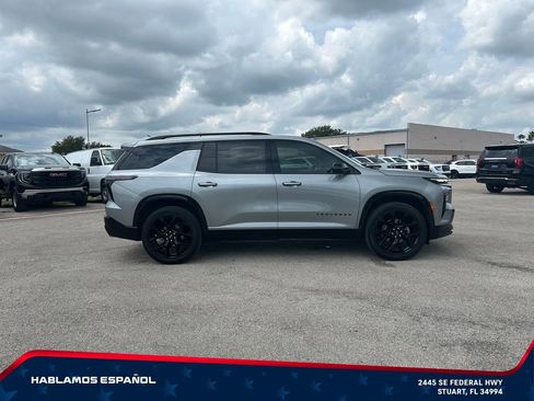 Certified 2024 Chevrolet Traverse RS AWD/4WD image 4