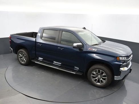 Used 2021 Chevrolet Silverado 1500 LT AWD/4WD image 35