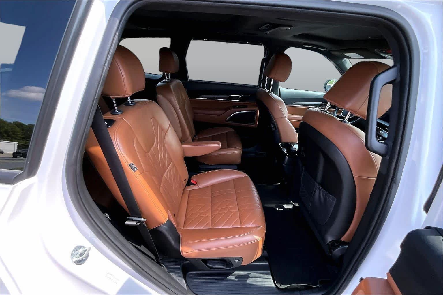 Used 2024 Kia Telluride SX Prestige X-Pro AWD/4WD image 19