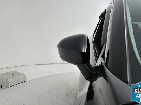 Used 2023 Nissan Rogue SL w/ SL Premium Package FWD image 18