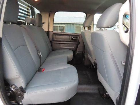 Used 2016 RAM 5500 Tradesman image 36