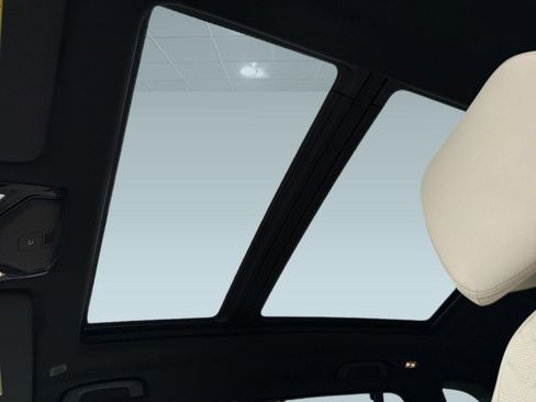New 2026 BMW X5 xDrive50e AWD/4WD image 16