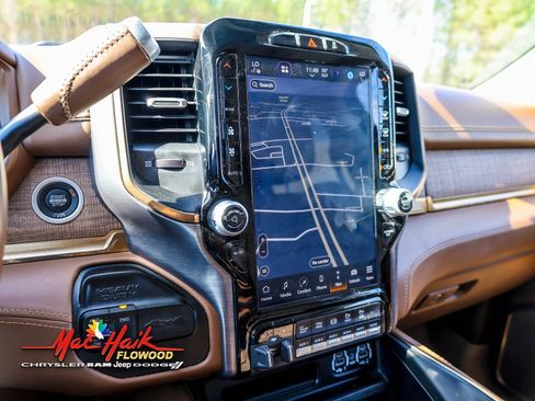 Used 2024 RAM 3500 Limited w/ Towing Technology Group image 20