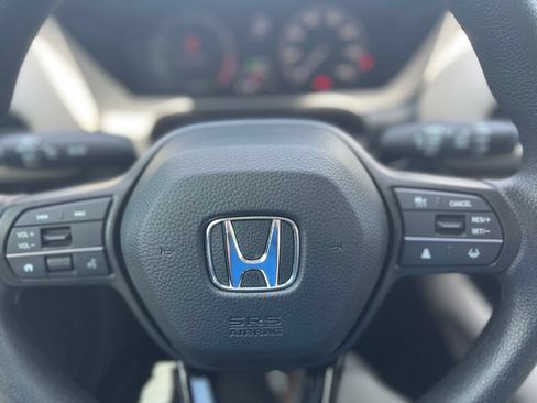 Used 2026 Honda HR-V LX image 12
