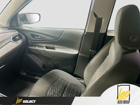 Used 2023 Chevrolet Equinox LT image 22