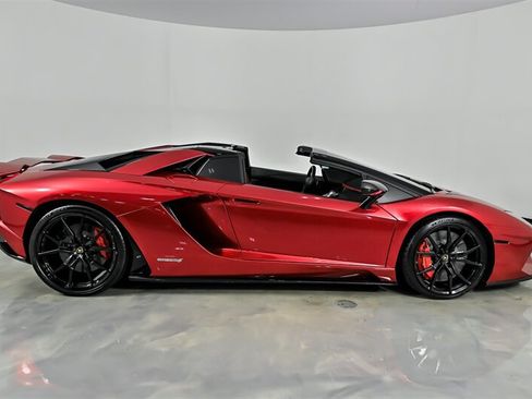 Used 2019 Lamborghini Aventador S AWD/4WD image 13