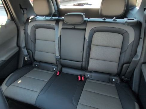 New 2026 Chevrolet Equinox LT w/ Convenience Package II image 8