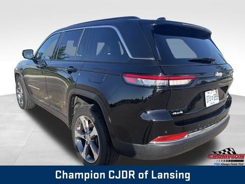 Used 2024 Jeep Grand Cherokee Limited AWD/4WD image 5