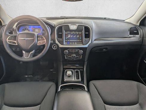 Used 2023 Chrysler 300 Touring w/ Sport Appearance Package image 16