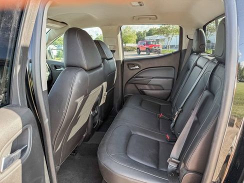 Used 2018 Chevrolet Colorado Z71 w/ Z71 Midnight Edition AWD/4WD image 21