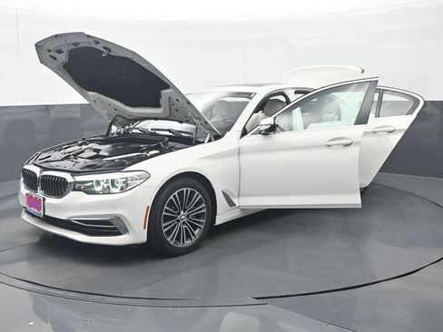 Used 2019 BMW 530i w/ Premium Package RWD image 36