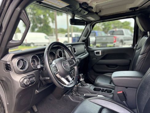Used 2021 Jeep Gladiator Overland w/ Popular Equipment Package AWD/4WD image 6