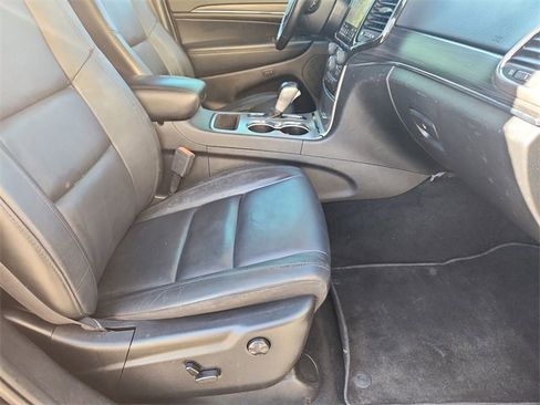 Used 2021 Jeep Grand Cherokee Limited image 28
