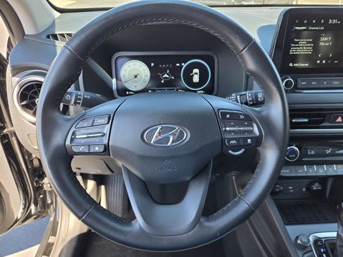 Used 2022 Hyundai Kona Limited FWD image 15