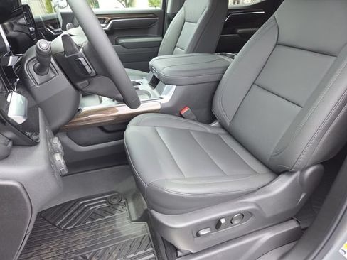 New 2026 Chevrolet Silverado 1500 RST w/ Dark Appearance Package AWD/4WD image 31