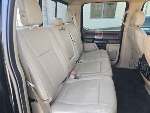 Used 2018 Ford F150 Lariat image 27