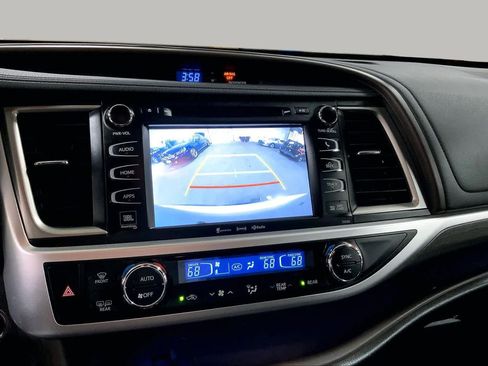 Used 2018 Toyota Highlander Limited AWD/4WD image 27