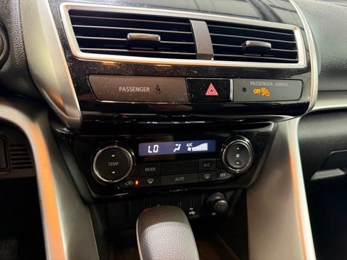 Used 2019 Mitsubishi Eclipse Cross LE AWD/4WD image 5