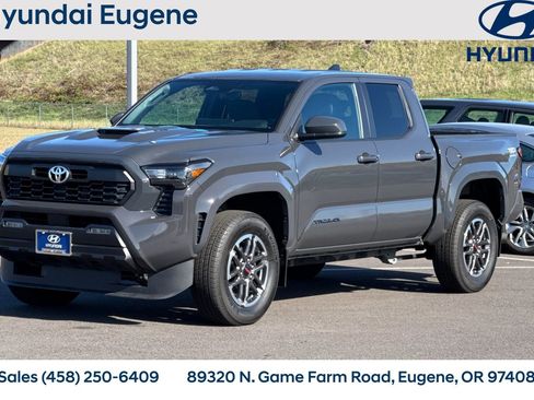 Used 2024 Toyota Tacoma TRD Sport image 9