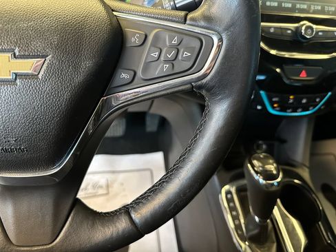 Used 2017 Chevrolet Cruze Premier w/ Enhanced Convenience Package FWD image 12
