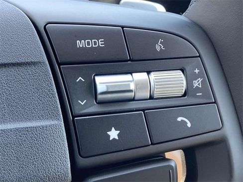 New 2026 Kia Sportage EX image 16