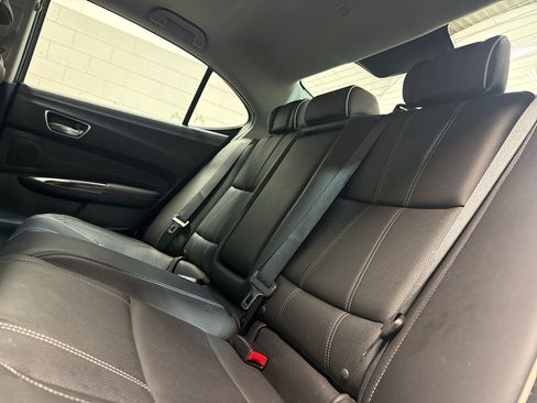 Used 2018 Acura TLX w/ Advance Package AWD/4WD image 32