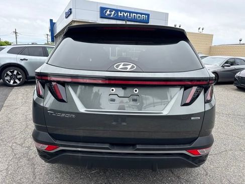 Certified 2023 Hyundai Tucson SEL AWD/4WD image 16