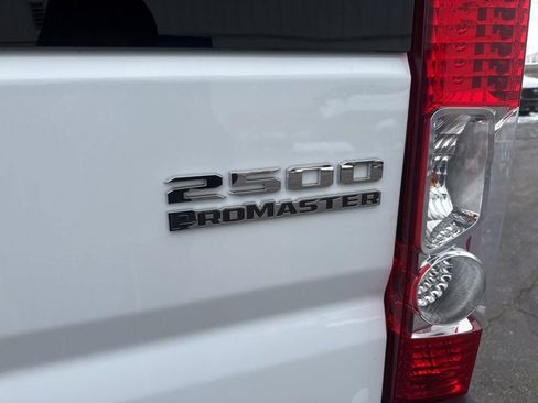 Used 2024 RAM ProMaster 2500 FWD image 36