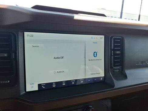 Certified 2024 Ford Bronco Outer Banks AWD/4WD image 18