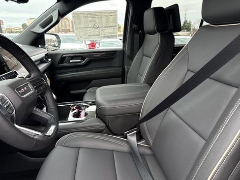 New 2026 GMC Yukon Elevation w/ Elevation Premium Package image 5