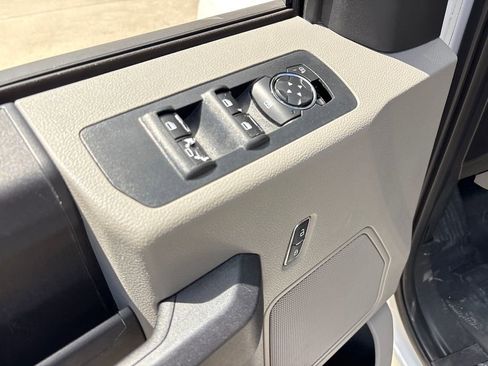 Used 2017 Ford F150 XL w/ Equipment Group 101A Mid RWD image 17