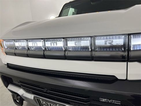 Used 2025 GMC Hummer EV 3X image 32