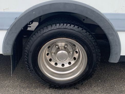 Used 2018 Ford Transit 350 156 DRW w/ Exterior Upgrade Package image 15