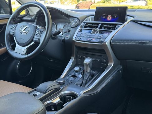 Used 2017 Lexus NX 200t FWD image 24