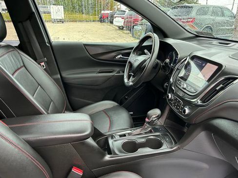 Used 2022 Chevrolet Equinox RS w/ RS Leather Package image 23