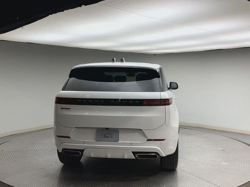 Certified 2025 Land Rover Range Rover Sport Dynamic SE AWD/4WD image 3