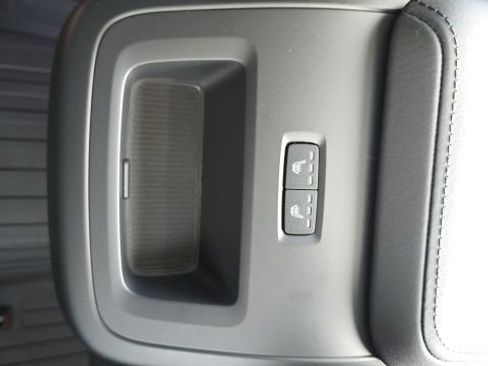 New 2026 Volvo XC60 B5 Plus w/ Protection Package Premier image 20