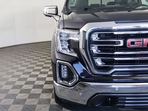 Used 2020 GMC Sierra 1500 SLT w/ SLT Premium Plus Package AWD/4WD image 18