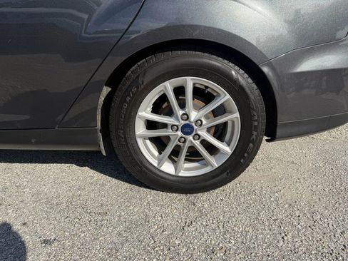 Used 2016 Ford Focus SE image 22