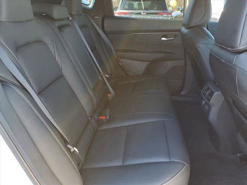 Used 2025 Nissan Murano SV image 21