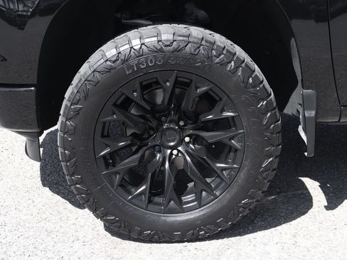 Used 2023 Chevrolet Silverado 1500 RST AWD/4WD image 45