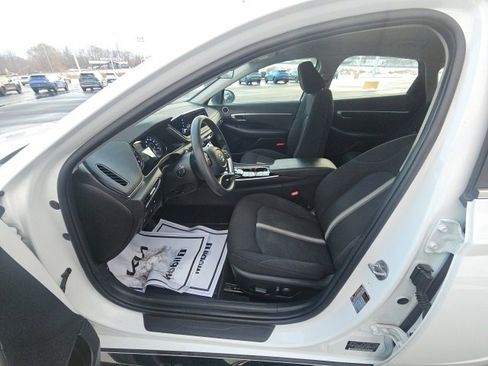 Used 2023 Hyundai Sonata SEL image 12