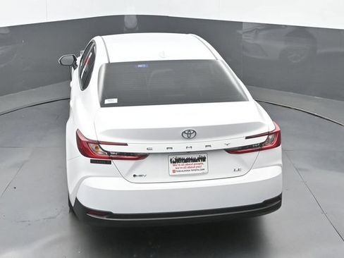New 2026 Toyota Camry LE FWD image 28