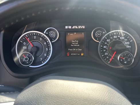 Used 2024 RAM 2500 Big Horn image 26