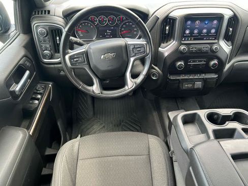 Used 2020 Chevrolet Silverado 1500 LT Trail Boss AWD/4WD image 15