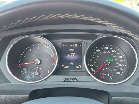 Used 2021 Volkswagen Tiguan SE R-Line FWD image 19