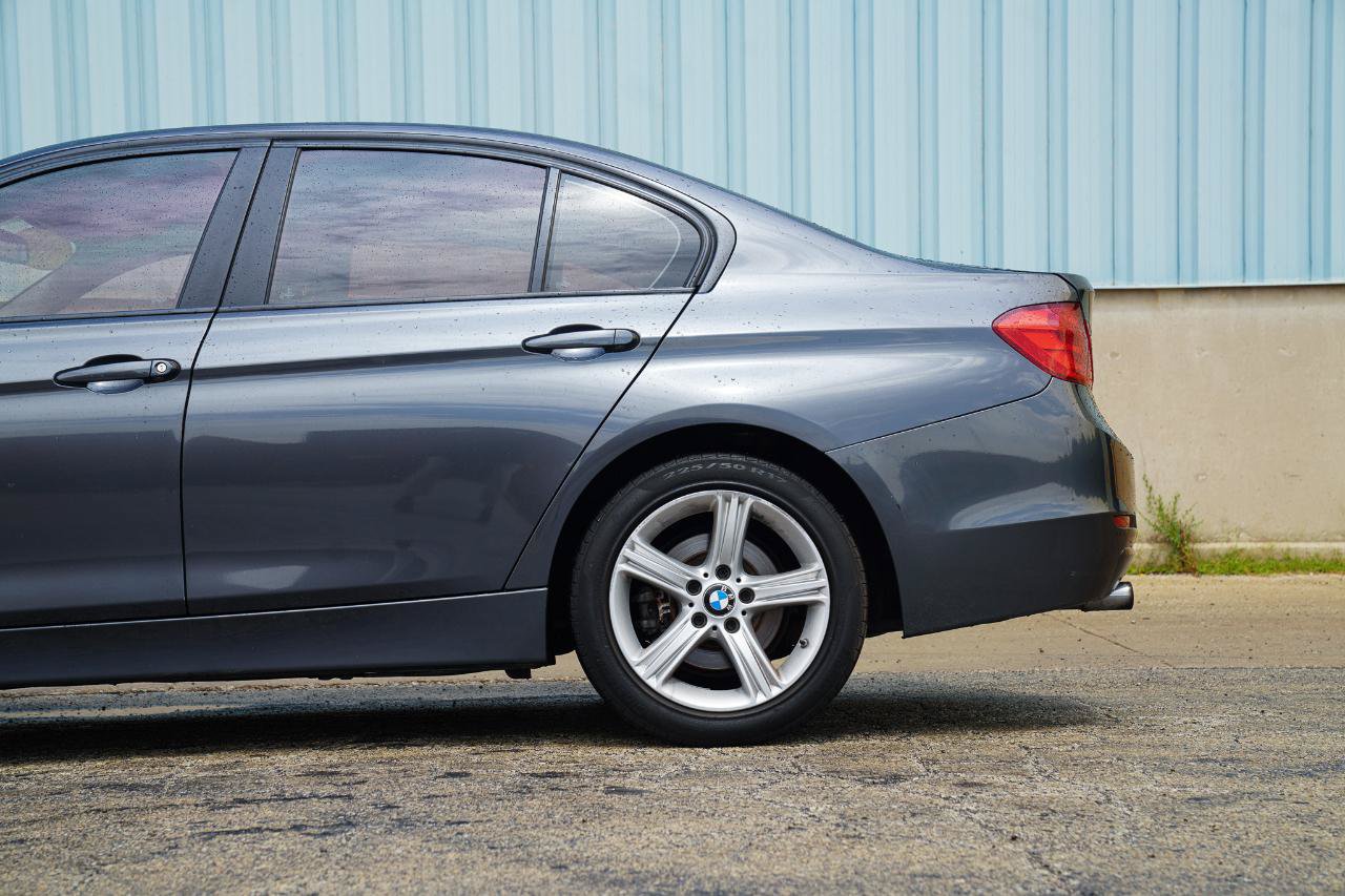 Used 2013 BMW 328i Sedan RWD image 8