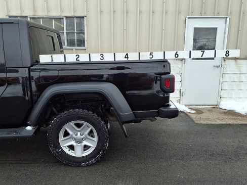 Used 2020 Jeep Gladiator Sport w/ Quick Order Package 23S image 30