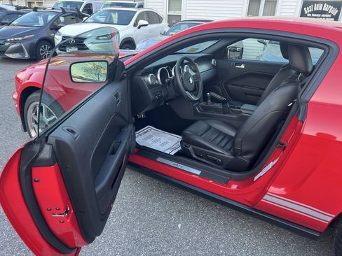 Used 2009 Ford Mustang Shelby GT500 RWD image 38